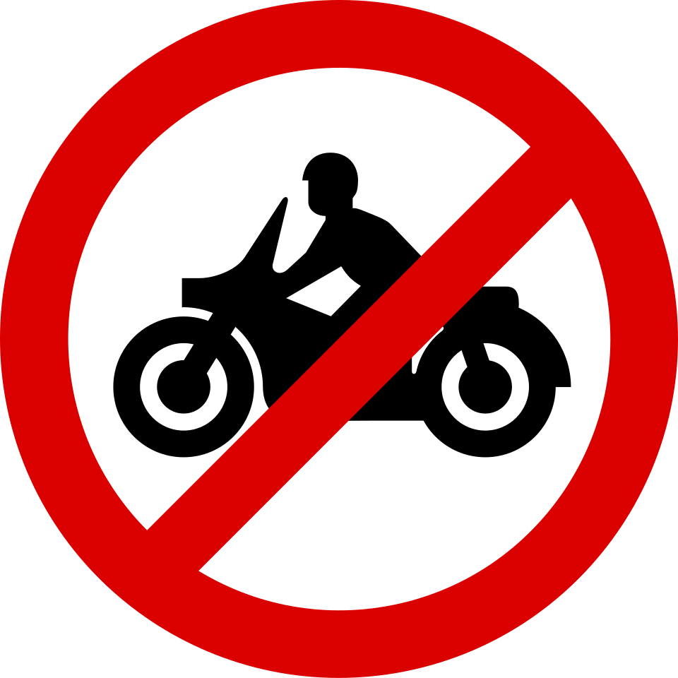 Motos interdites road sign